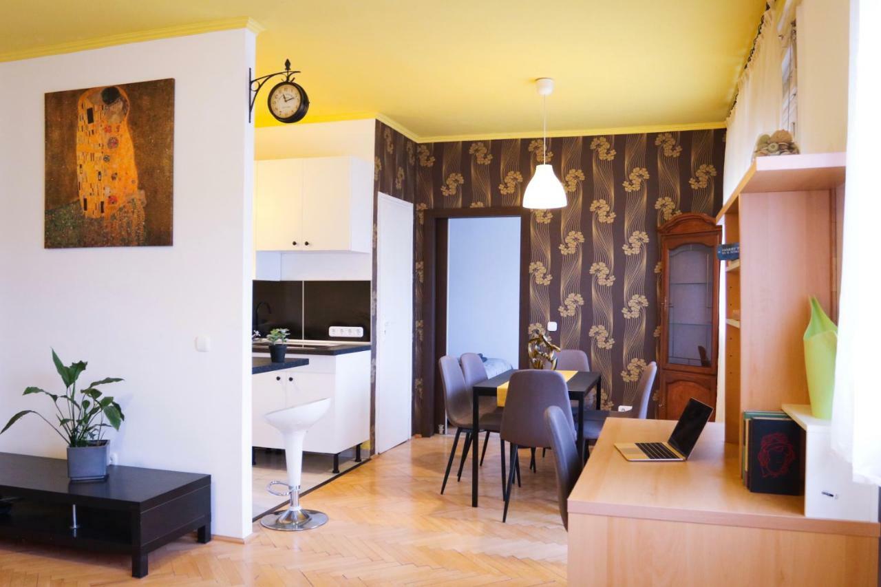 Palace Apartman - Minaret, Eger Extérieur photo